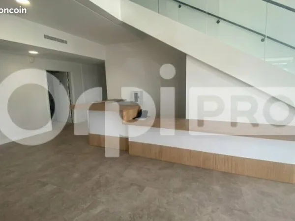 Bureau 35 m²