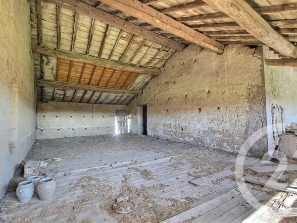 Maison 2 pièces 200 m²