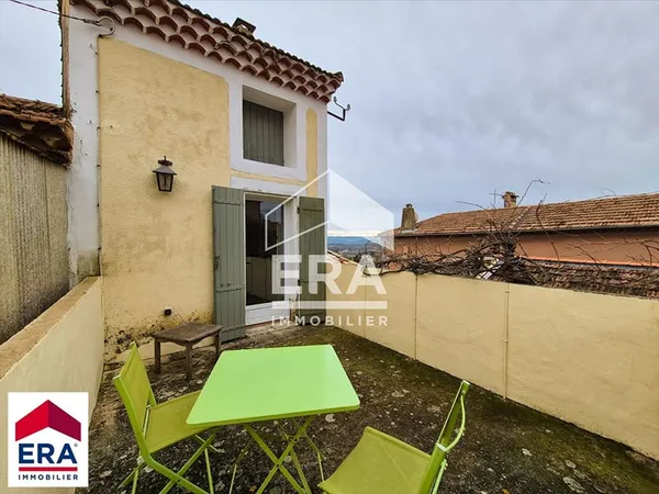 Maison de village de caractère avec extérieurs