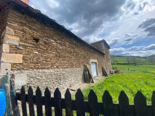 Maison 1 pièce 290 m²