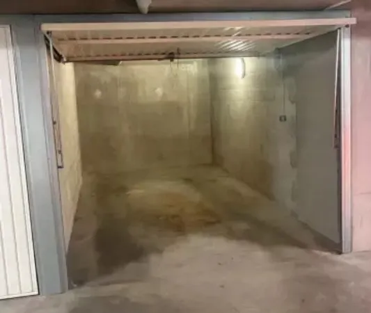 Loue parking 13m²