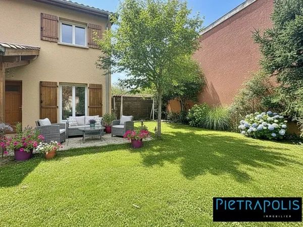 Maison 100 m² - 4 ch - terrain 300 m²