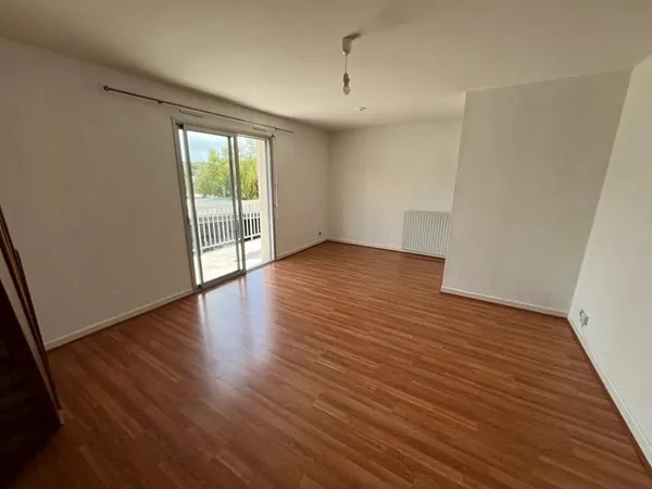Appartement T4 en triplex - Nantes, Route de Sainte-Luce