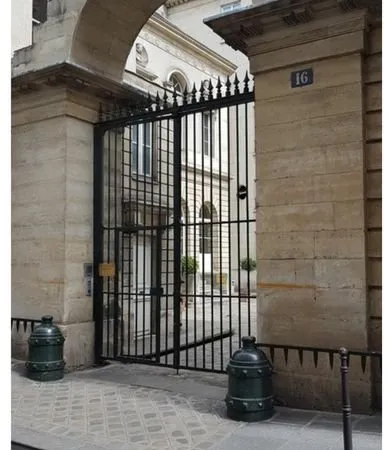 Emplacement parking moto paris 3 marais
