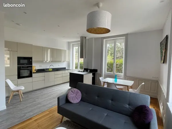 Location T3 70m2 meublé centre ville Tassin La Demi Lune