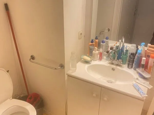 Cherche colocataire dans un studio dans le val-de-marne