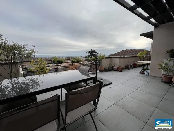 Appartement 4 pièces 82 m²