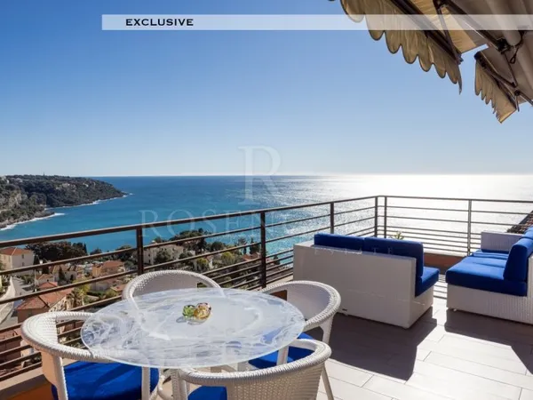 Art de vivre avec vue mer panoramique aux portes de Monaco