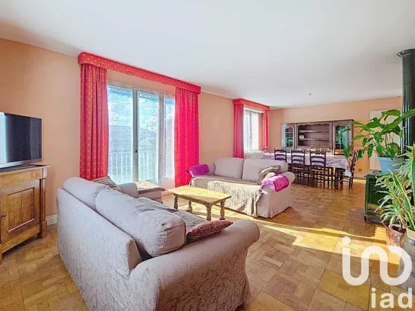 Maison 7 pièces 145 m²