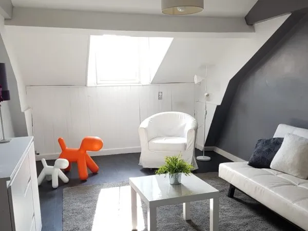 À louer - Appartement meublé 45m², entrée indépendante - La Roche-sur-Yon centre / 600€ CC/ APL