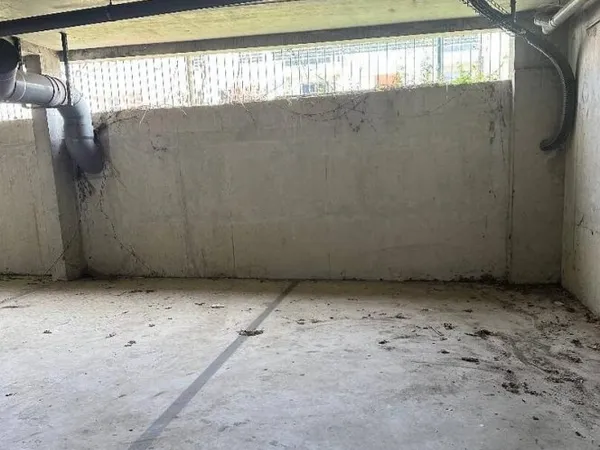 Parking 20 m²