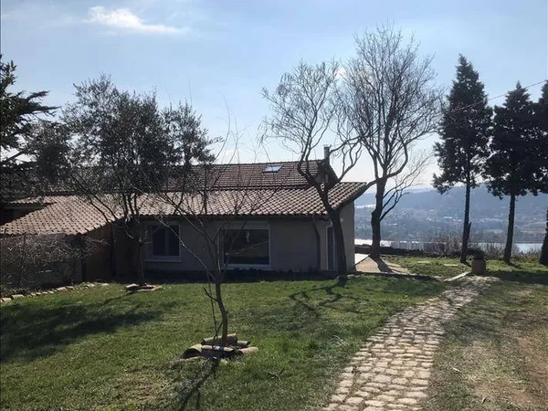 Maison 4 pièces 84 m²