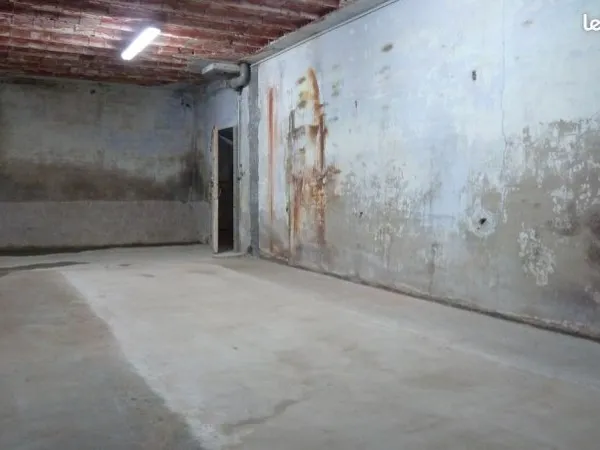 Particulier loue local sécuritaire de 46 m² à Bellignat (à coté d'Oyonnax)