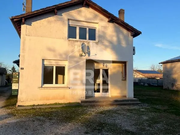 Immeuble 8 pièces 138 m²