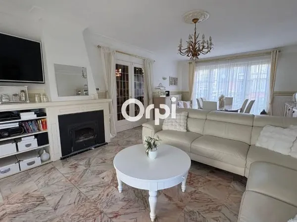 Maison 5 pièces 170 m²