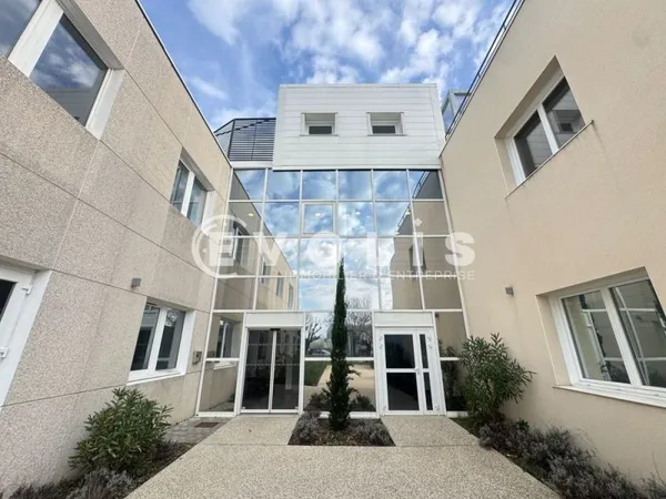 LE BREGUET - 698 m² divisibles à partir de 348 m²