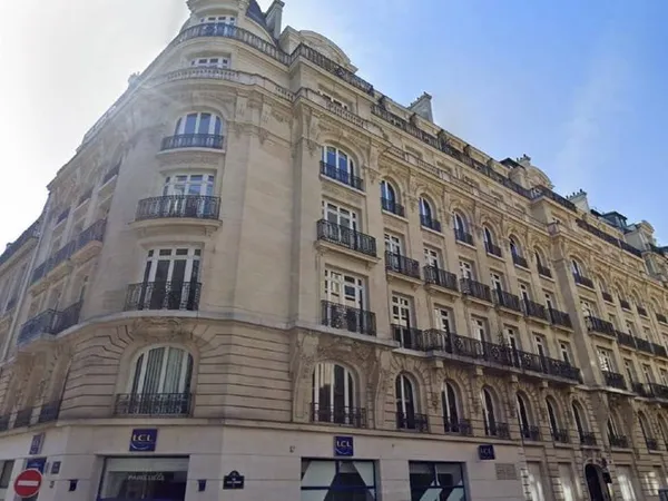 Bureaux 3128 m²