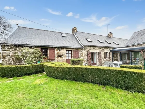 A VENDRE SAINT GUYOMARD LONGÈRE 119 M2 5 CHAMBRES 440 M2 DE