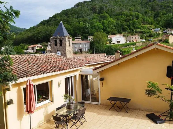 Maison 6 pièces 126 m²