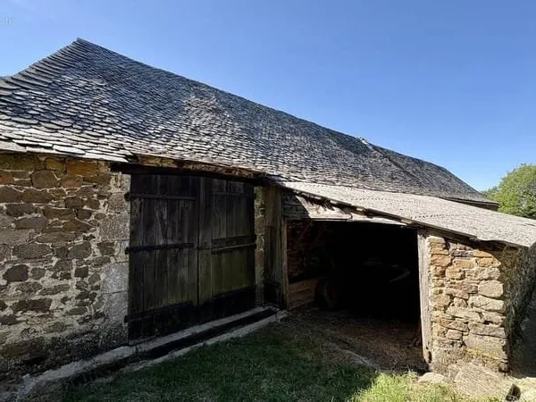 Grange/ Etable à rénover