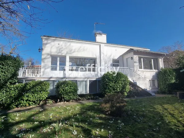Maison 7 pièces 181 m²