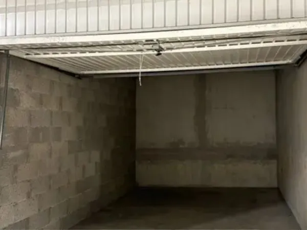 Parking 16 m²
