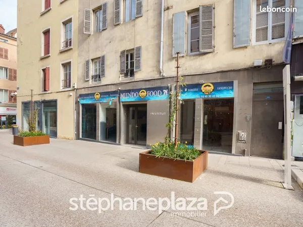 Local commercial 71 m² MACON