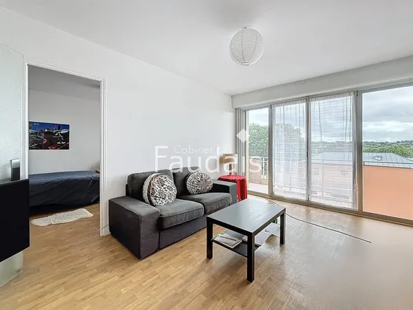 SAINT LO - APPARTEMENT avec BALCON