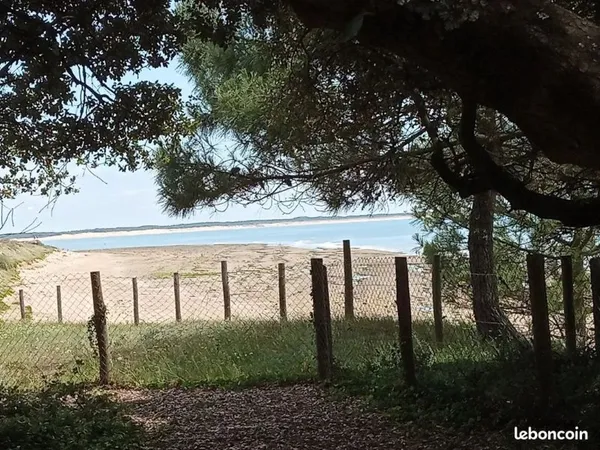 Terrain viabilisé 350m Plage, proximité Port de Plaisance