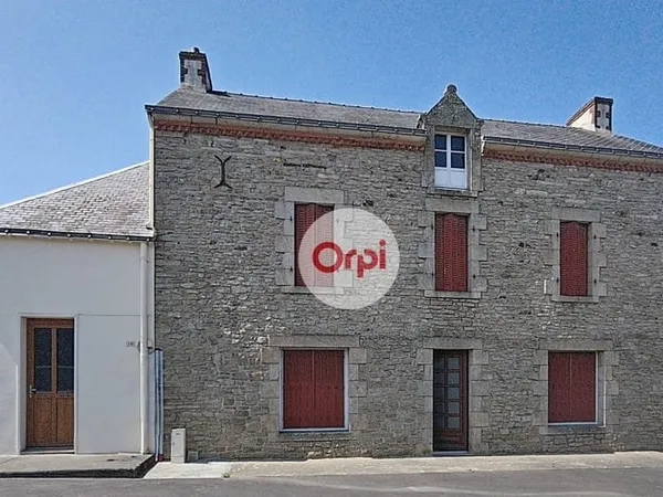 Maison 6 pièces 240 m²