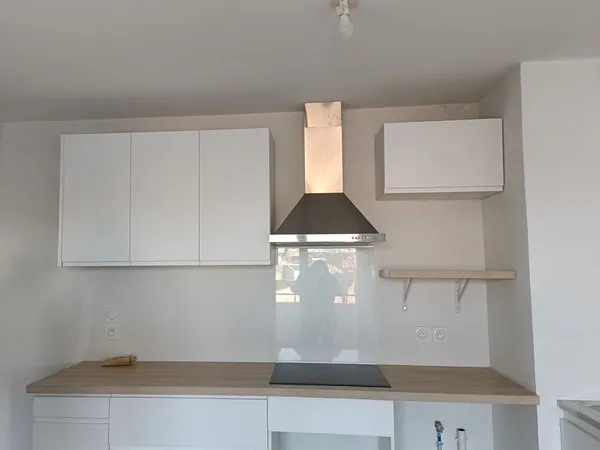Appartement T3 avec balcon et parking