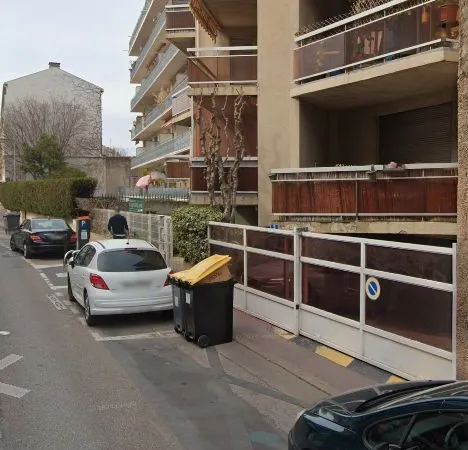 Place de parking deux-roues sécurisée à Montpellier clemenceau