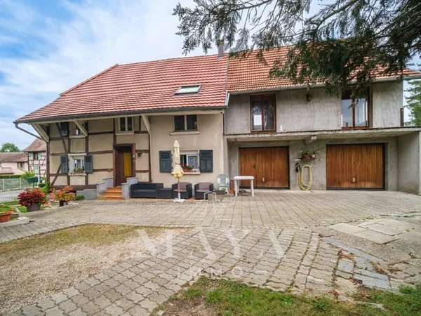 Maison de 175,06 m2 sur 3.72 ares
