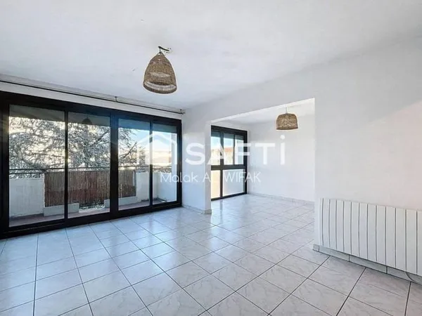 Appartement 4 pièces 76 m²