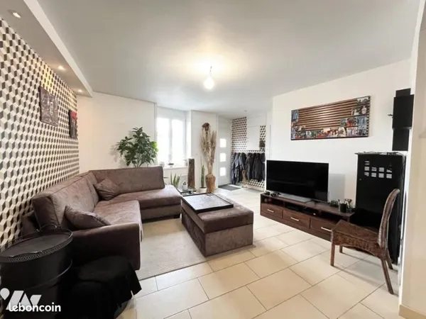 Maison semi-mitoyenne