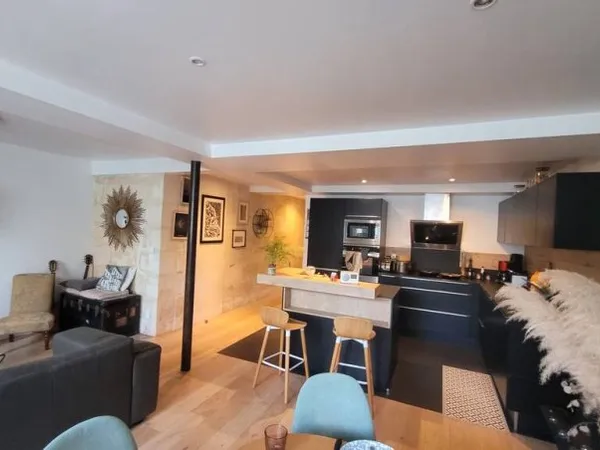 Maison 5 pièces 145 m²