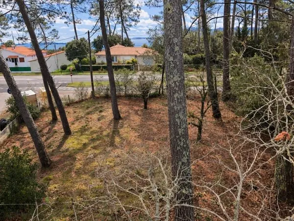 Terrain constructible 700m2
