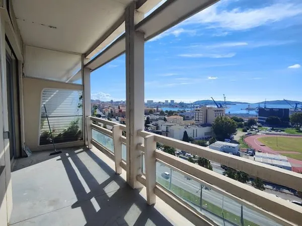 Studio 1 pièce 30 m²