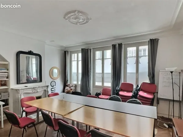 Bureaux 207 m² PARIS