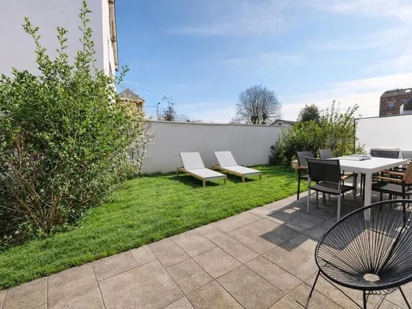 3 pièces rez-de-jardin avec terrasse et jardin - limite Bezons