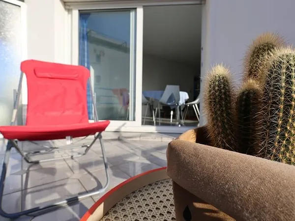 MARCHÉ CENTRAL - Appartement 3 pièces avec balcon