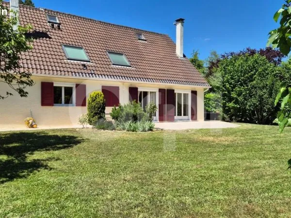 Maison 6 pièces 180 m²