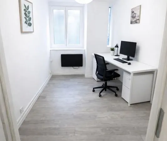Bureau / Local 20 m² avec commodités - Centre La Côte-Saint-André