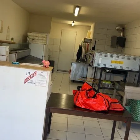 À vendre - Fonds de commerce Pizzeria / Snack (livraison & à emporter)