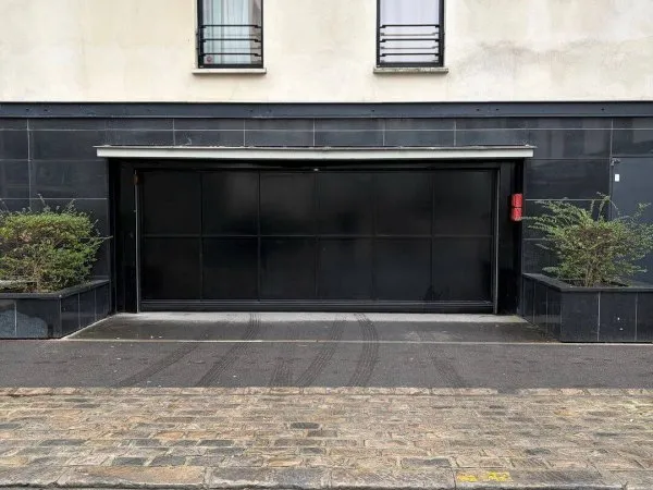 Parking 11 m²