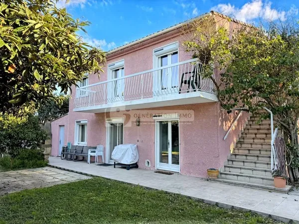 Maison T5 - ARLES GRIFFEUILLE