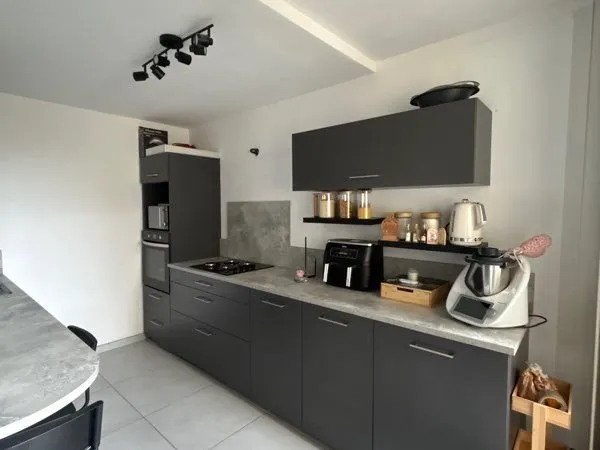 Appartement rénové 96m2