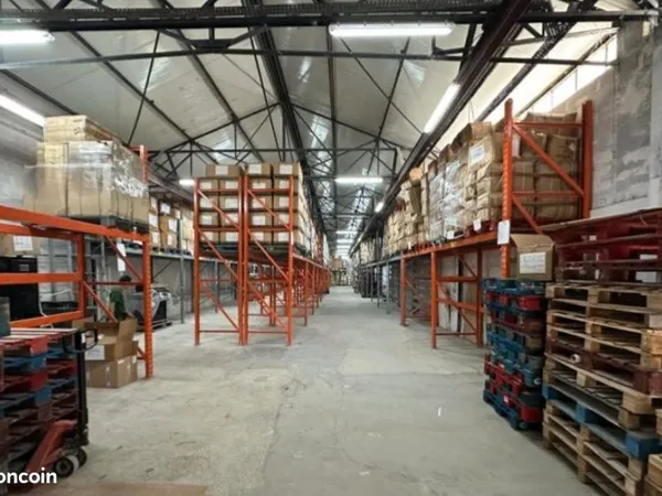 RARE - Local activité 600m² - A1/A86 3 min - HSP 6m - Aubervilliers/St Denis