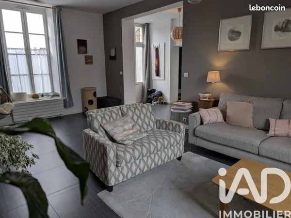 Maison 8 pièces 180 m²