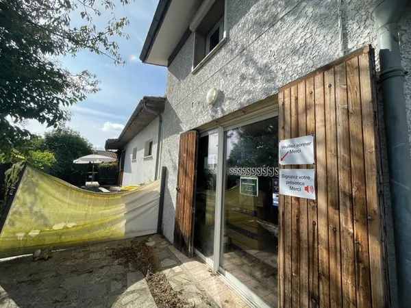 Local commercial 154 m²